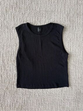 LESET — Pointelle Sleeveless Crew